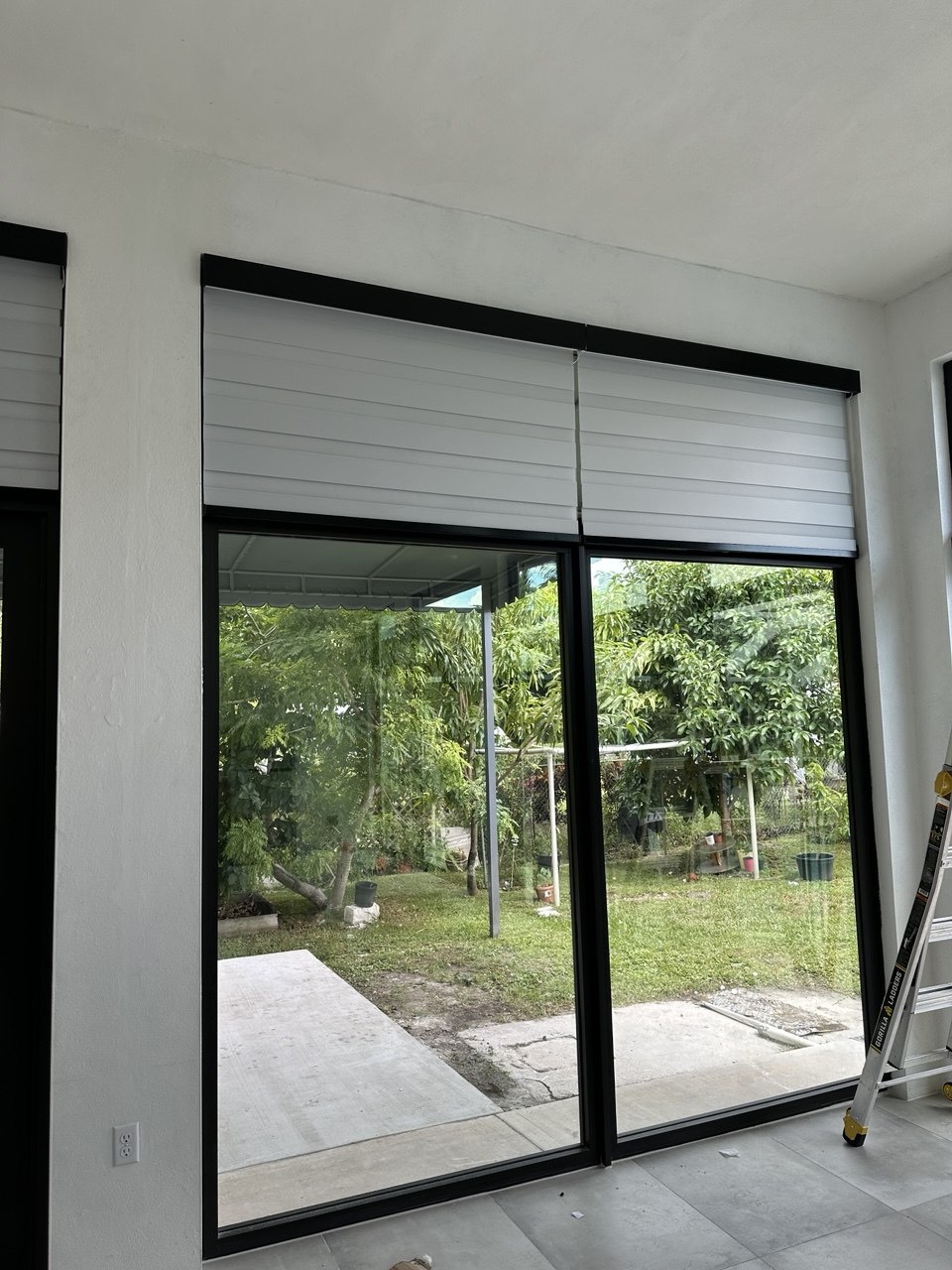 Motorized zebra shades Fort Lauderdale large glass doors