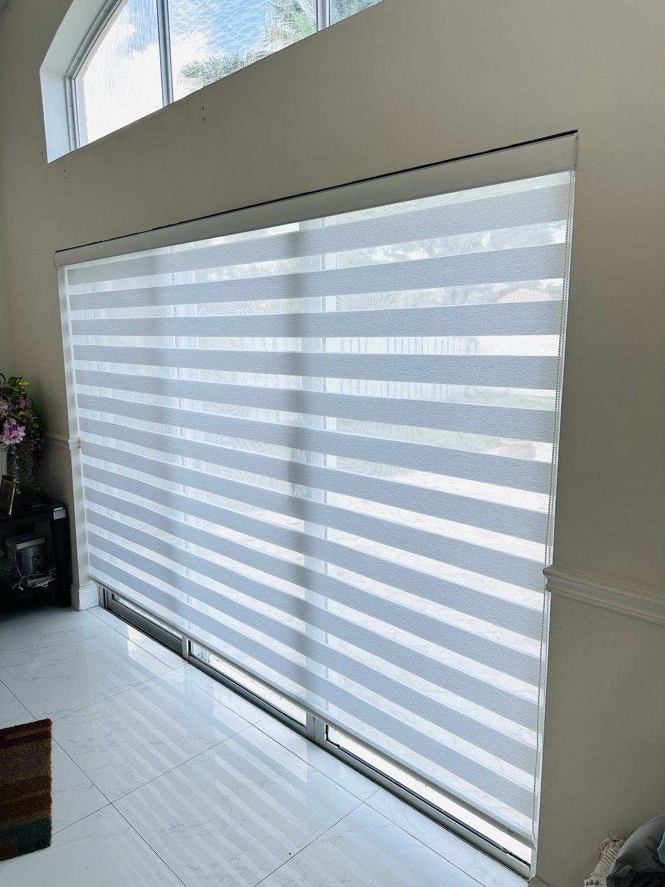 Large zebra shade with adjustable sheer and solid bands in Fort Lauderdale