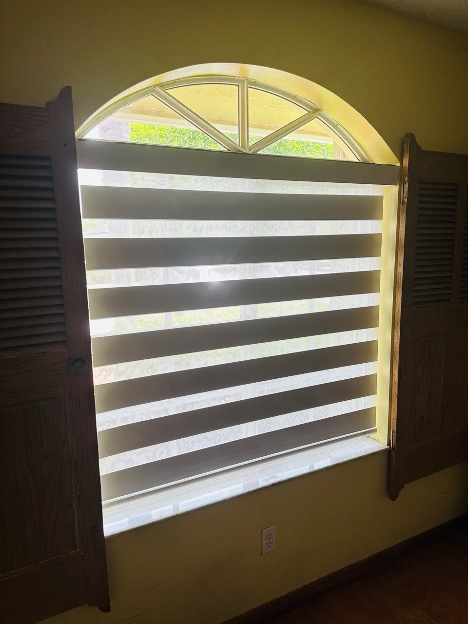 Motorized custom zebra blinds installed in Miami Florida home